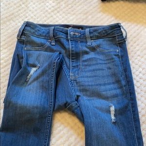 Lightly torn hollister skinny jeans